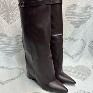 Elegant Brown Knee-High Women's Boots